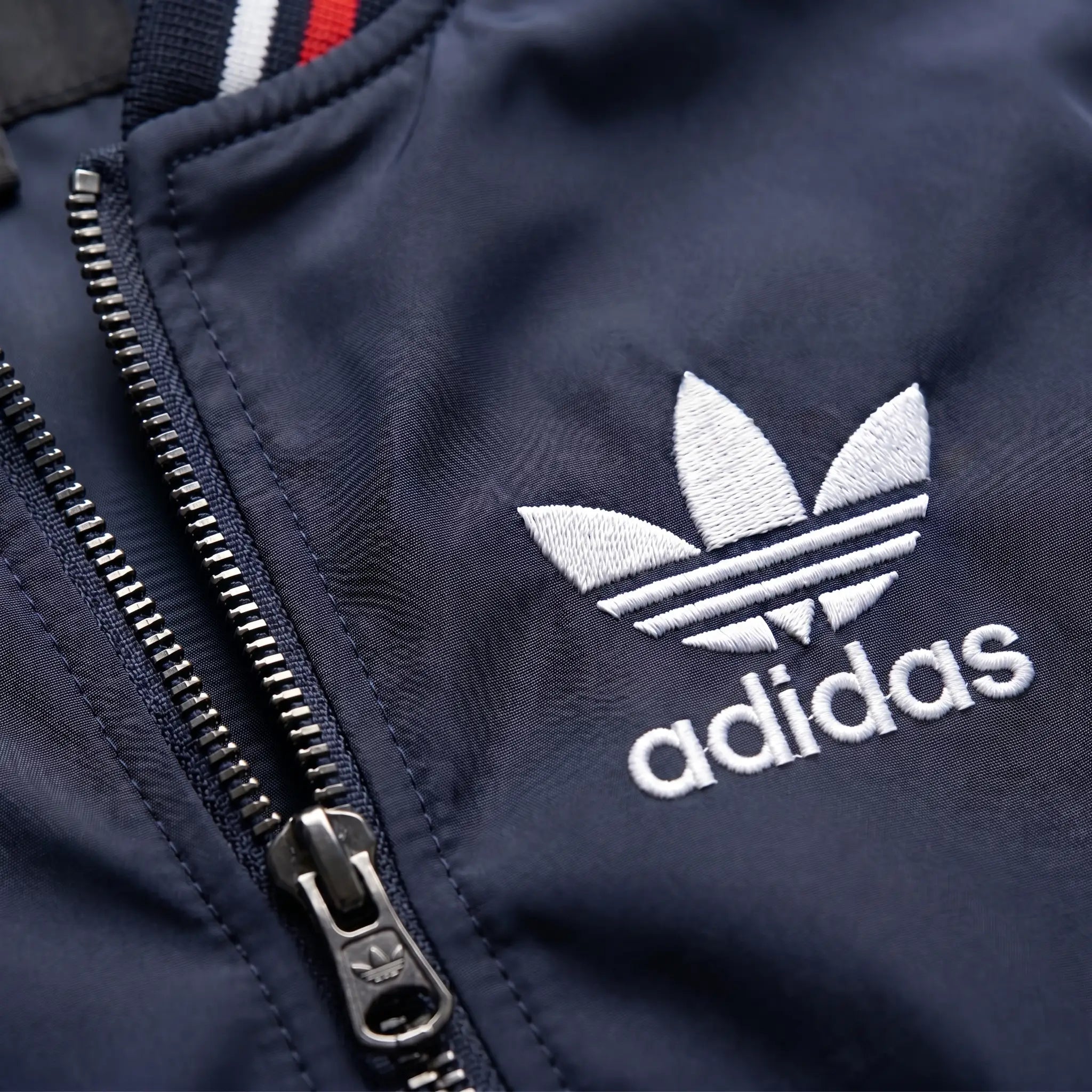 Men’s Classic Streetwear Bomber Jacket